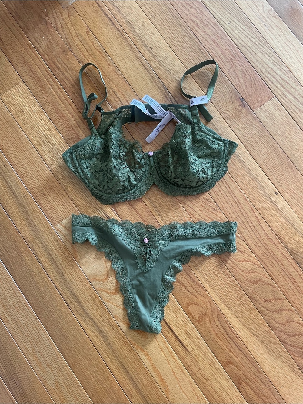 Victoria's Secret Olive Green Lace Underwire Bra & Thong Set